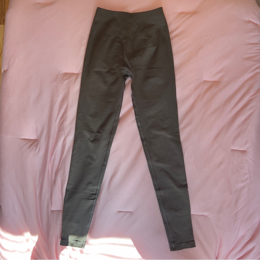 Alphalete Women's Gray Leggings